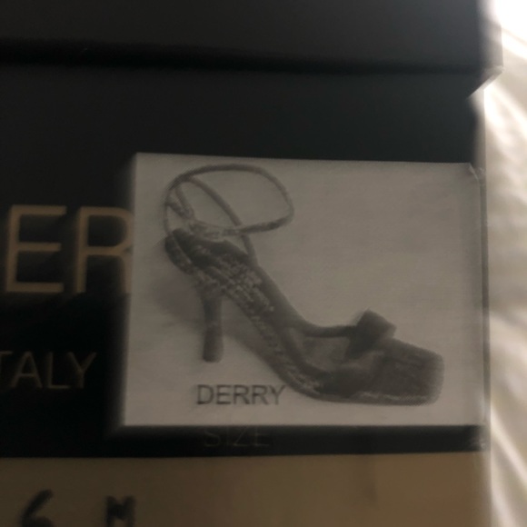 Donald J Pliner Couture Black Heels - Picture 4 of 6